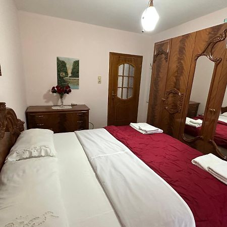 Hôtel Hoxha House à Krujë Extérieur photo