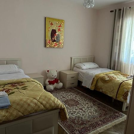 Hôtel Hoxha House à Krujë Extérieur photo